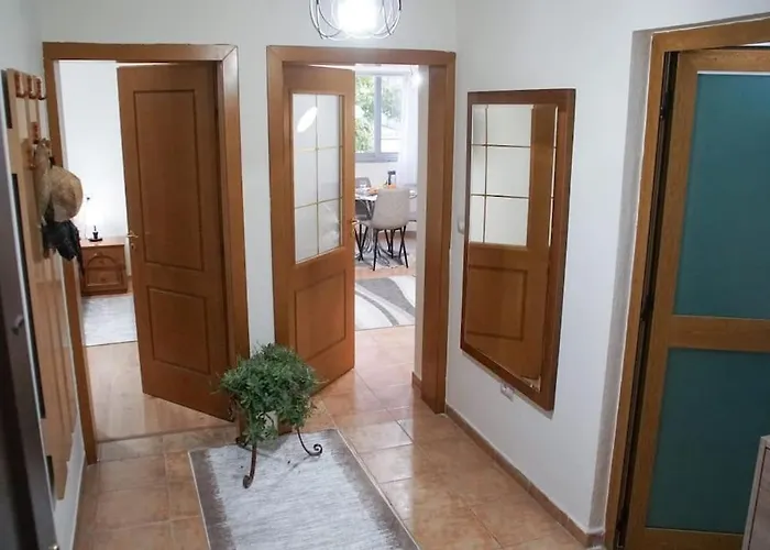 Meri\'S Apartment